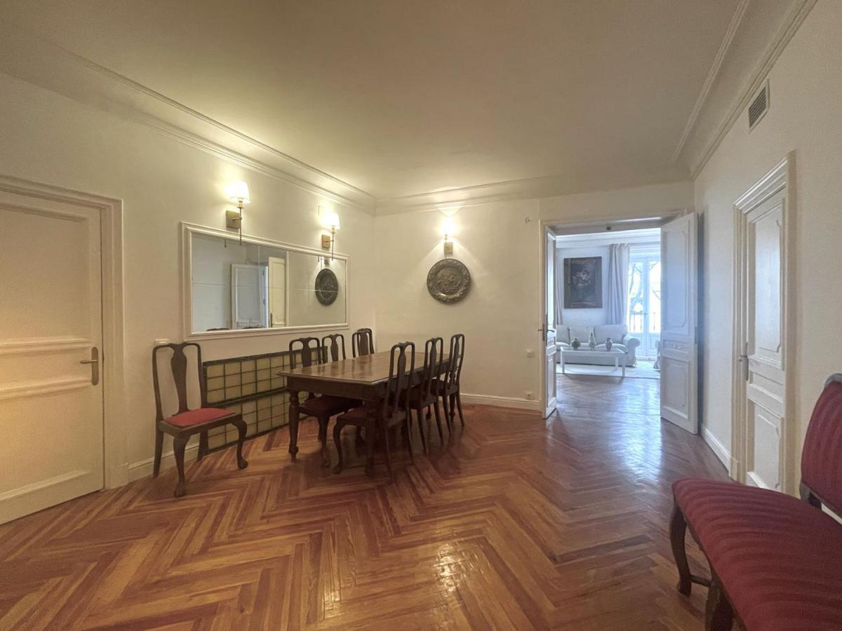 Apartamentos Alcala Madrid Exteriör bild