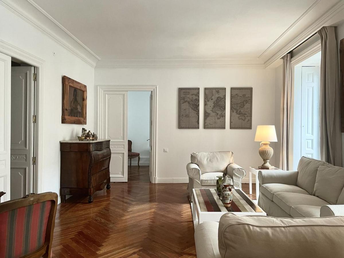 Apartamentos Alcala Madrid Exteriör bild