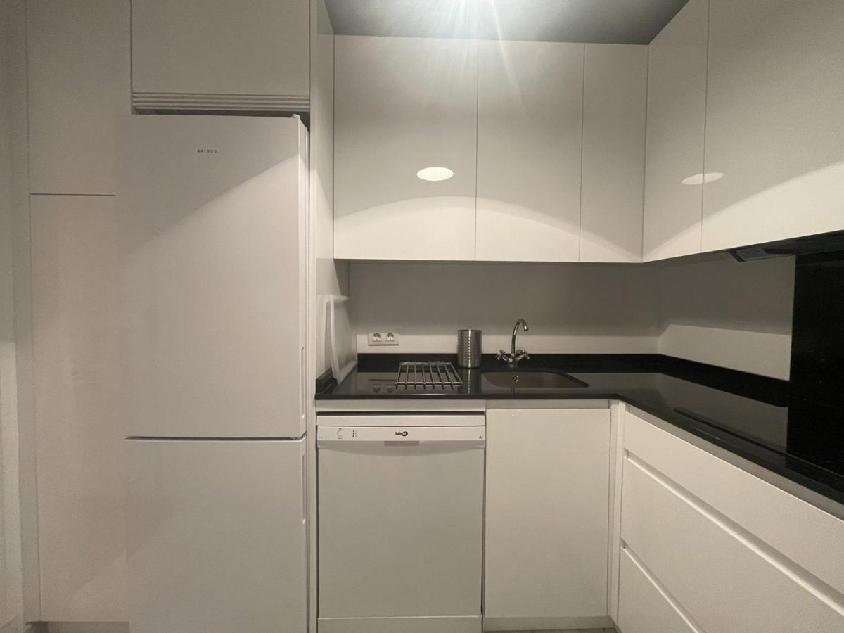 Apartamentos Alcala Madrid Exteriör bild