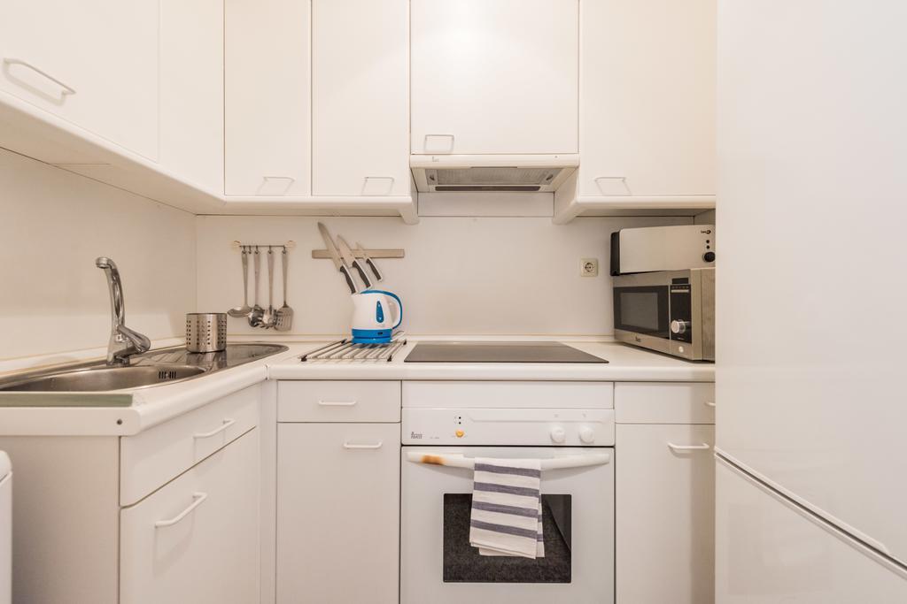 Apartamentos Alcala Madrid Exteriör bild