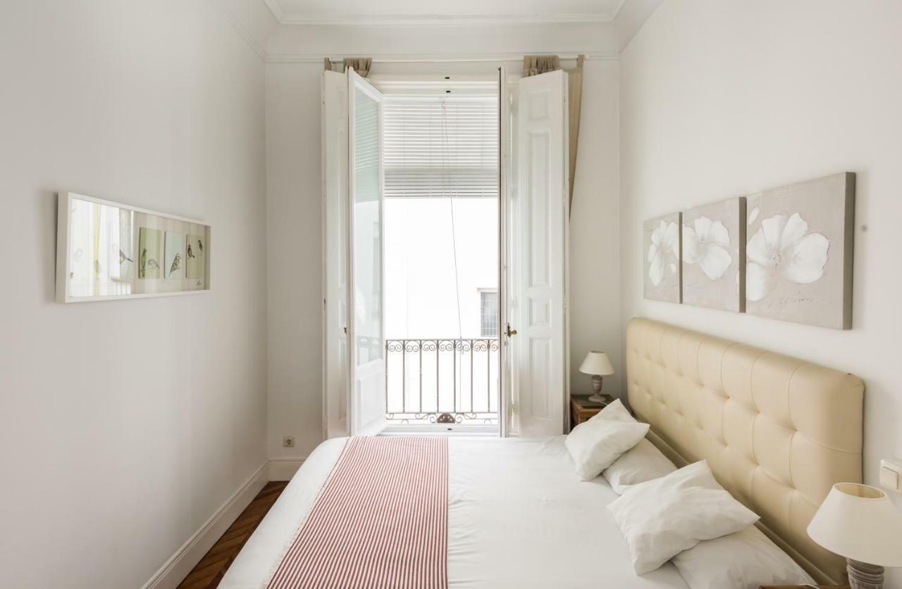 Apartamentos Alcala Madrid Exteriör bild