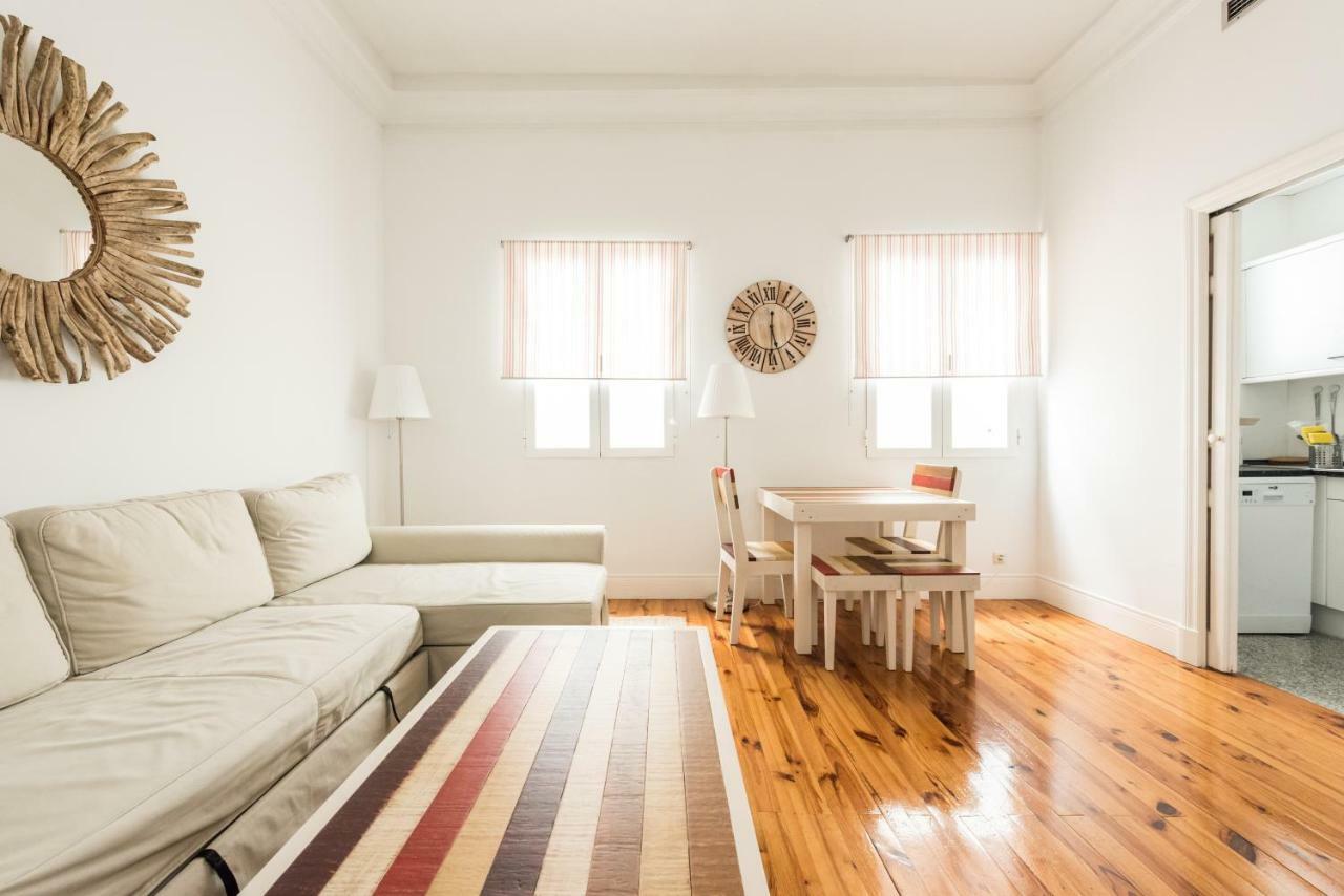 Apartamentos Alcala Madrid Exteriör bild