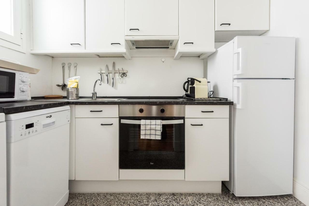 Apartamentos Alcala Madrid Exteriör bild